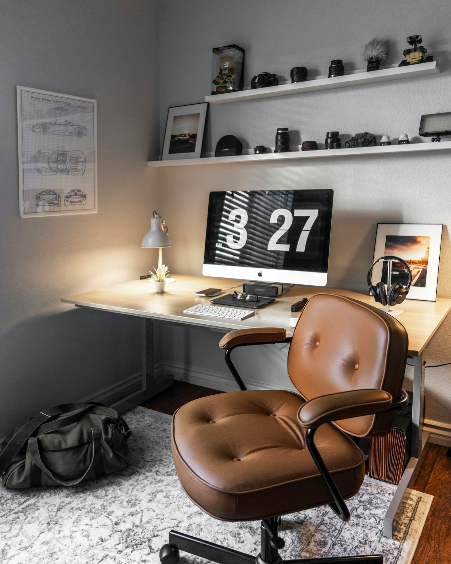 Top 10 Desk Accessories for a Comfortable Home Office